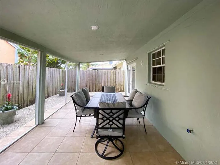 1378 Osprey Ct — Photo 15