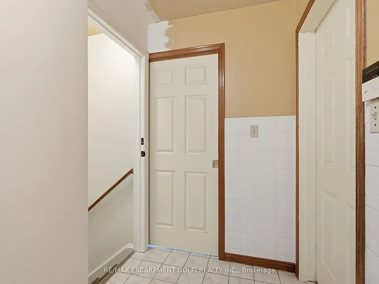 603 Bunting Rd #LOWER — Photo 2