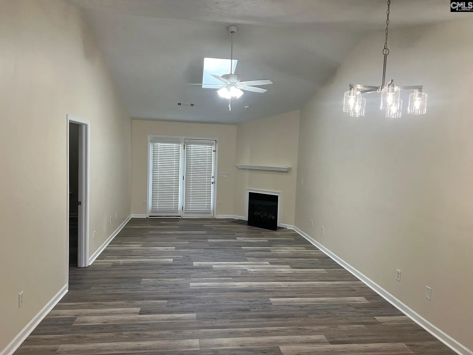 2 bed, 1092 sqft, $1,600 — Photo 2