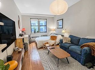 207 E 15th St APT 4E, New York, NY 10003