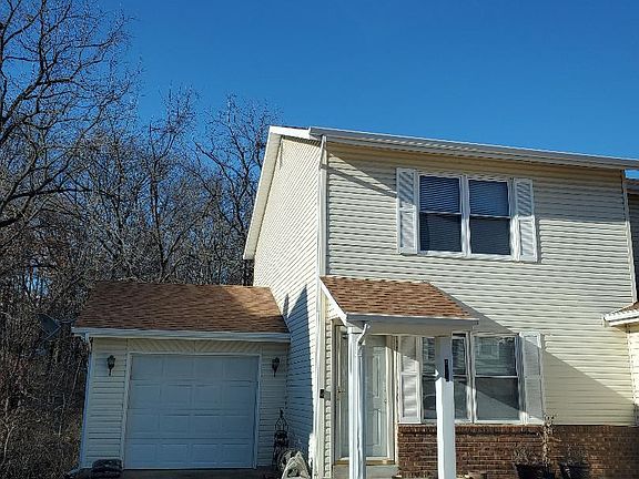 Townhome located on cul de sac.