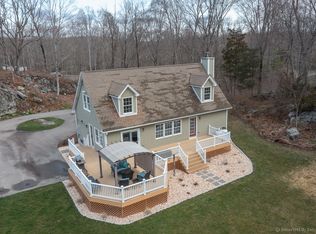 67 Maple St, Chester, CT 06412