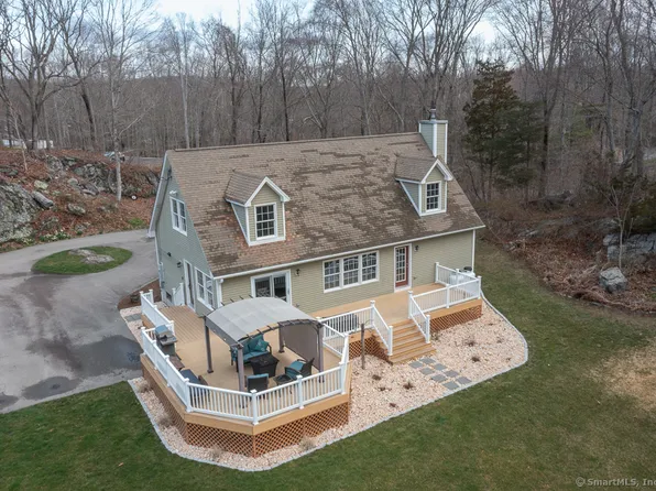 67 Maple Street, Chester, CT 06412