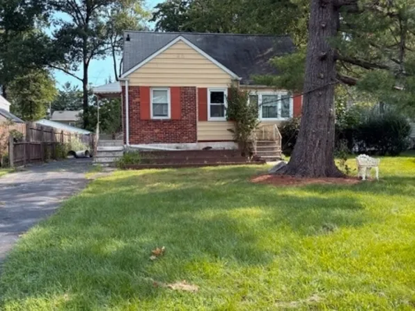 1305 Frances Ter, Westfield Town, NJ 07090