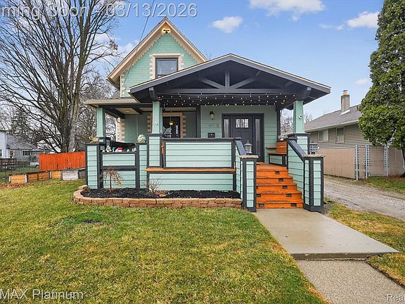 3rd image of 411 3rd St