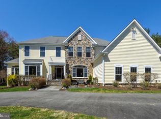 15579 Woodgrove Rd, Purcellville, VA