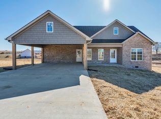 523 Old Florence Pulaski Rd, Leoma, TN 38468