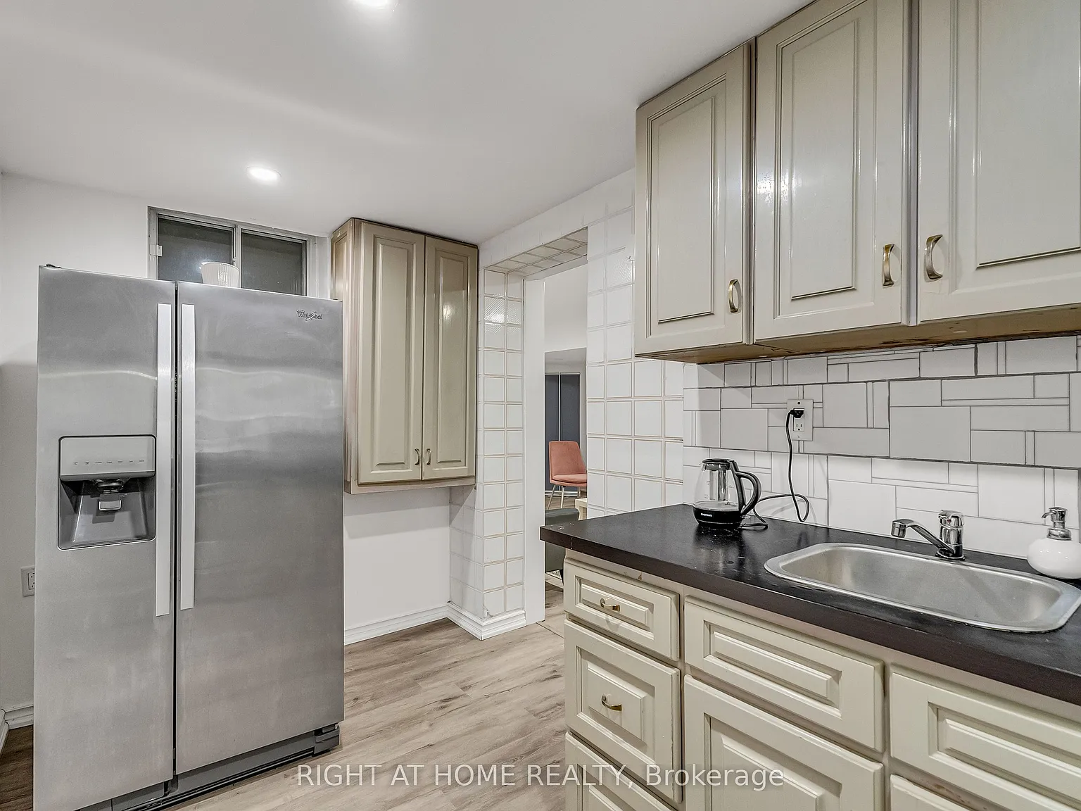 2 bed, $1,850 — Photo 2