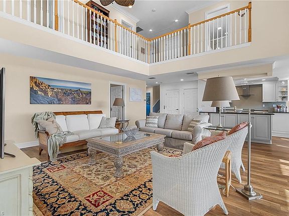3rd image of 25851 Hickory BLVD #1