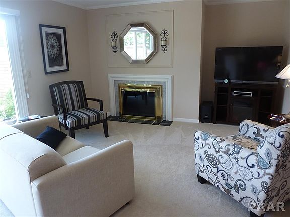 3rd image of 810 W Loire Ct APT 107