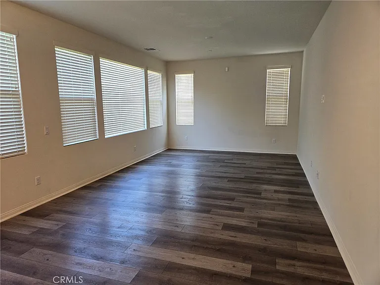 1165 Keystone Pl — Photo 1