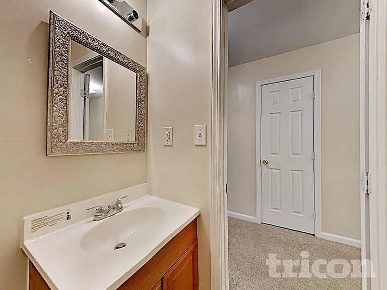 4453 Pipemaker Blf — Photo 28
