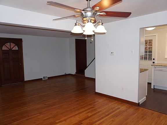 2nd image of 14 Meadowbrook Ave