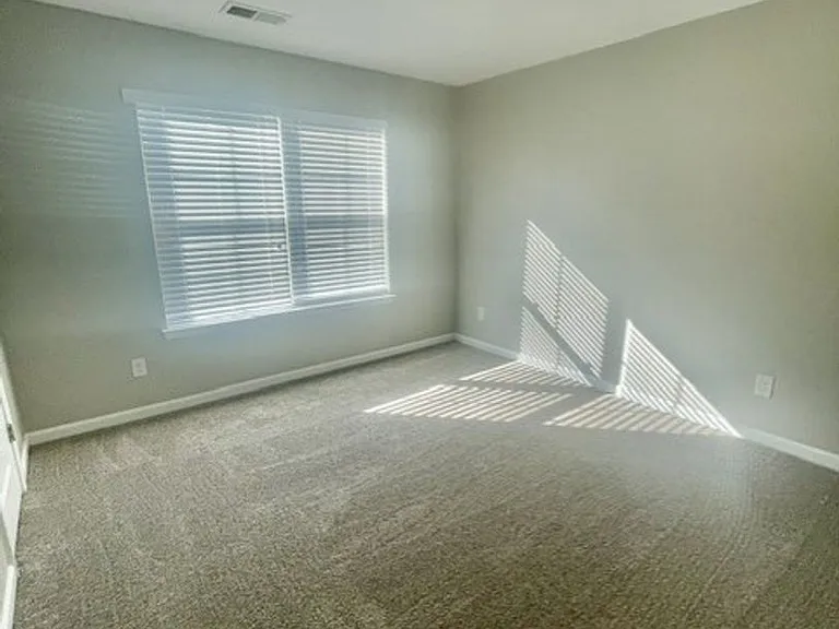 1025 Cedar Village Trl — Photo 11