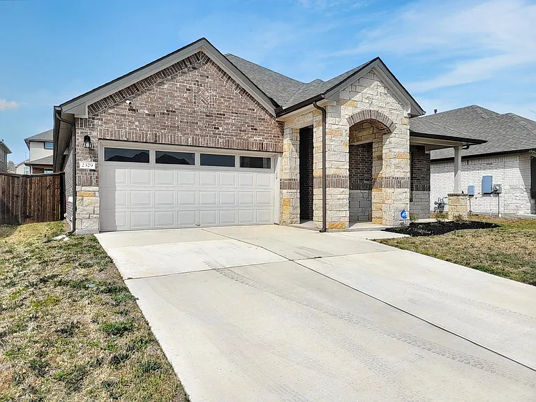 2329 Gabriels Horn Rd — Photo 23