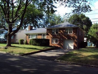 11 Osborne Pl, West Orange, NJ, 07052