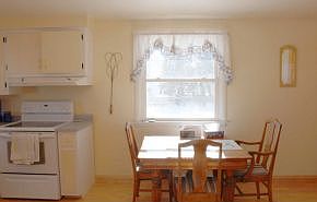 5th image of 2579 Lavender Ln