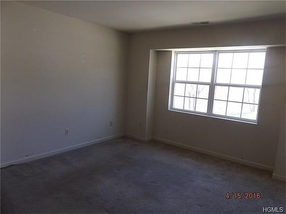 4th image of 256 Quassaick Ave Unit 34