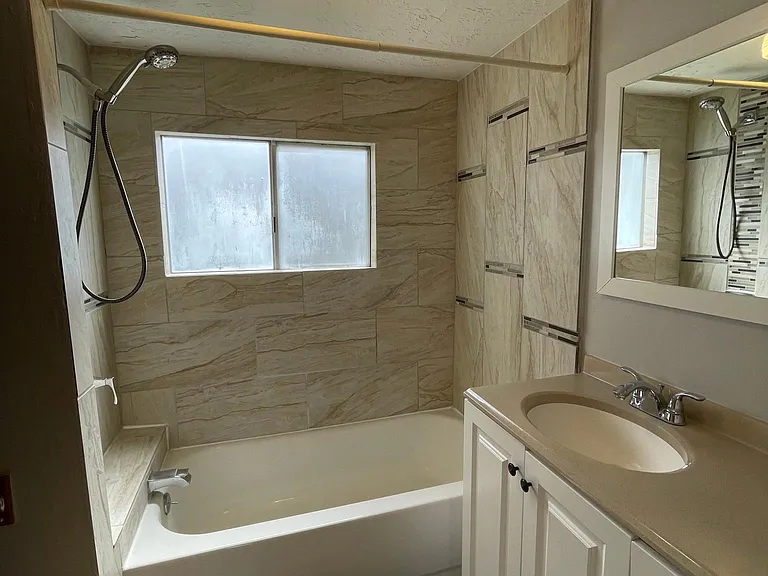 1120 N Justice Dr #14 — Photo 5