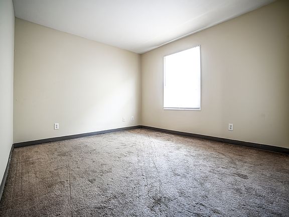 4th image of 150 W Lee St #156-3