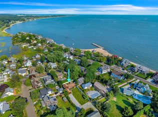 110 E Wharf Rd, Madison, CT 06443