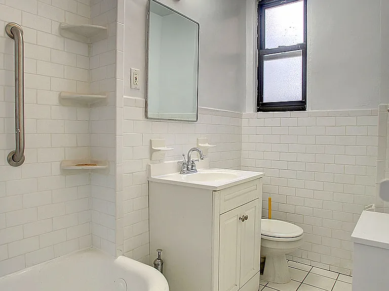 315 W 102nd St #7B — Photo 7