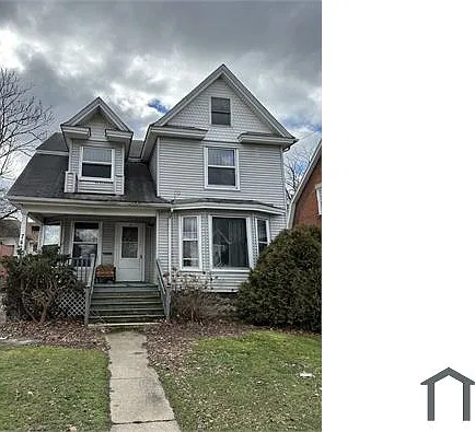 742 E Stockbridge Ave #1