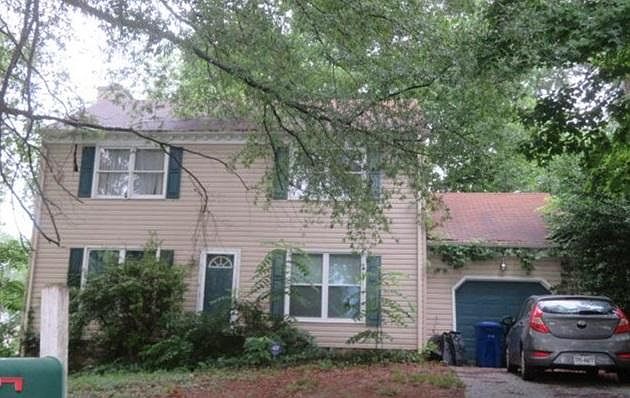 1st image of 203 Vista Dr