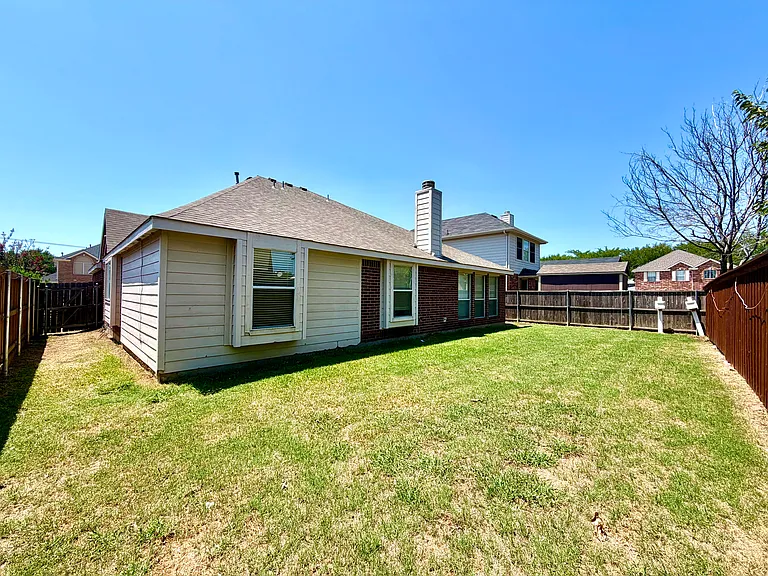 4308 Linda Kay Ln — Photo 34