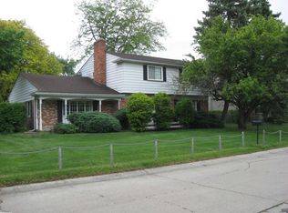 35194 Pappstein Dr, Clinton Township, MI 48035