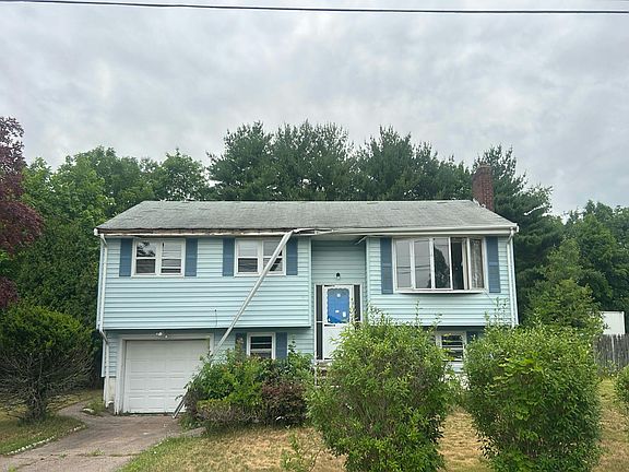 3rd image of 62 Carlisle St
