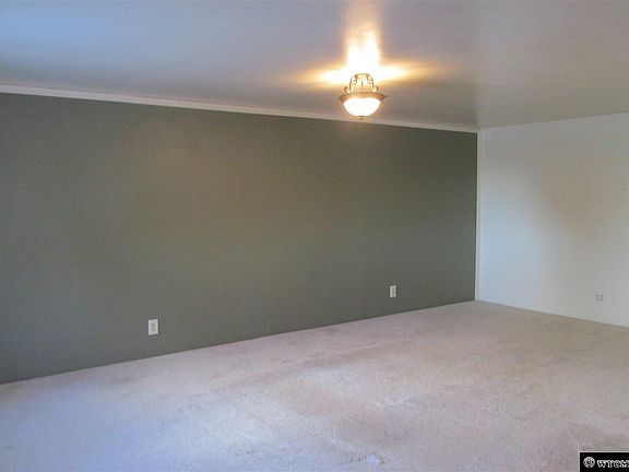 5th image of 1405 McKinley Ave