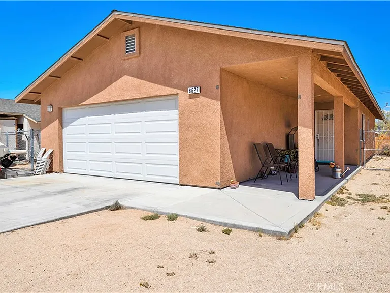 6627 Smoketree Ave — Photo 5