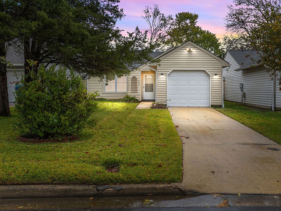 1st image of 1636 Mill Oak Dr