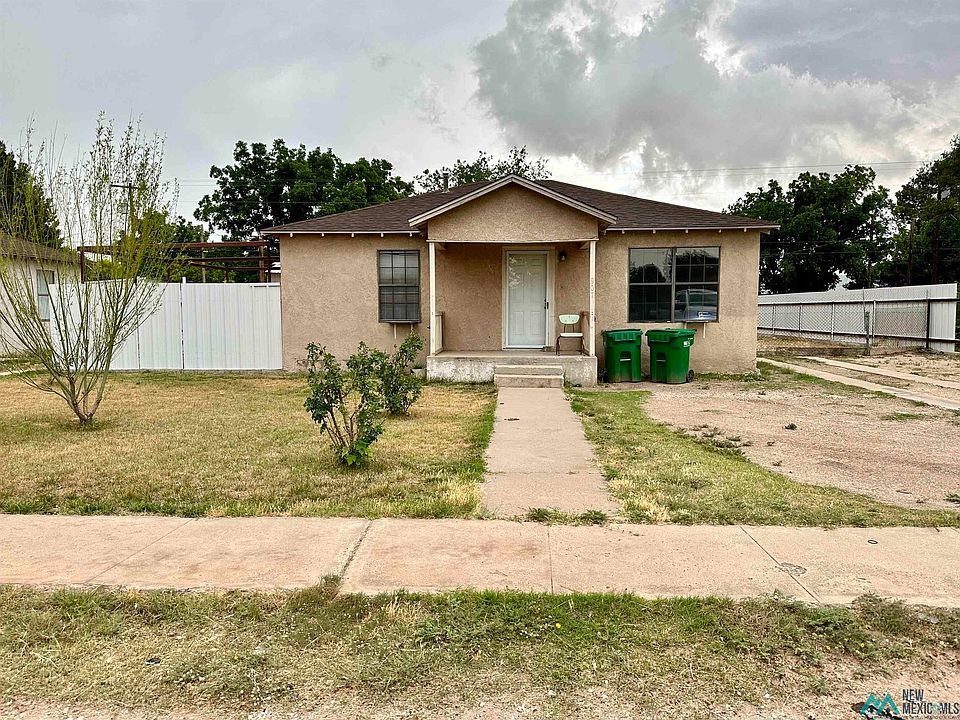 1st image of 807 W Avenue G