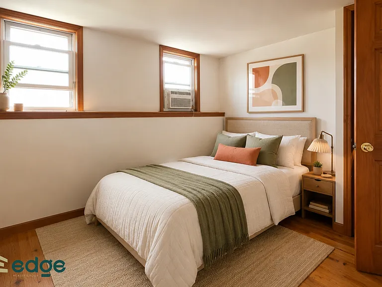 5233 Metropolitan Ave #3L — Photo 4