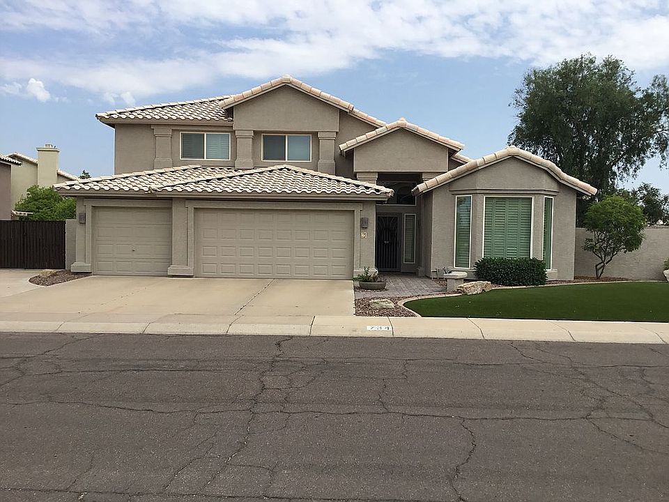 1st image of 734 W Tierra Buena Ln