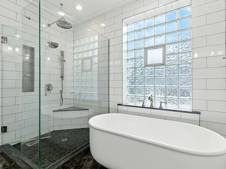 860 W Buckingham Pl #1E — Photo 18