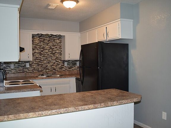 3rd image of 3177 NW Mill Dr