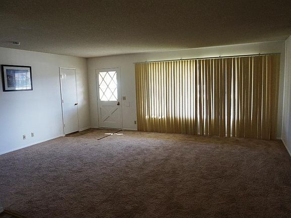 4th image of 631 Palomar Dr