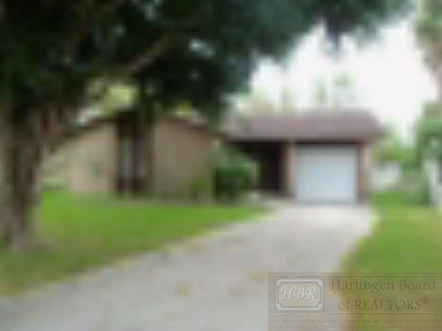 1st image of 24 W Lovell Ct