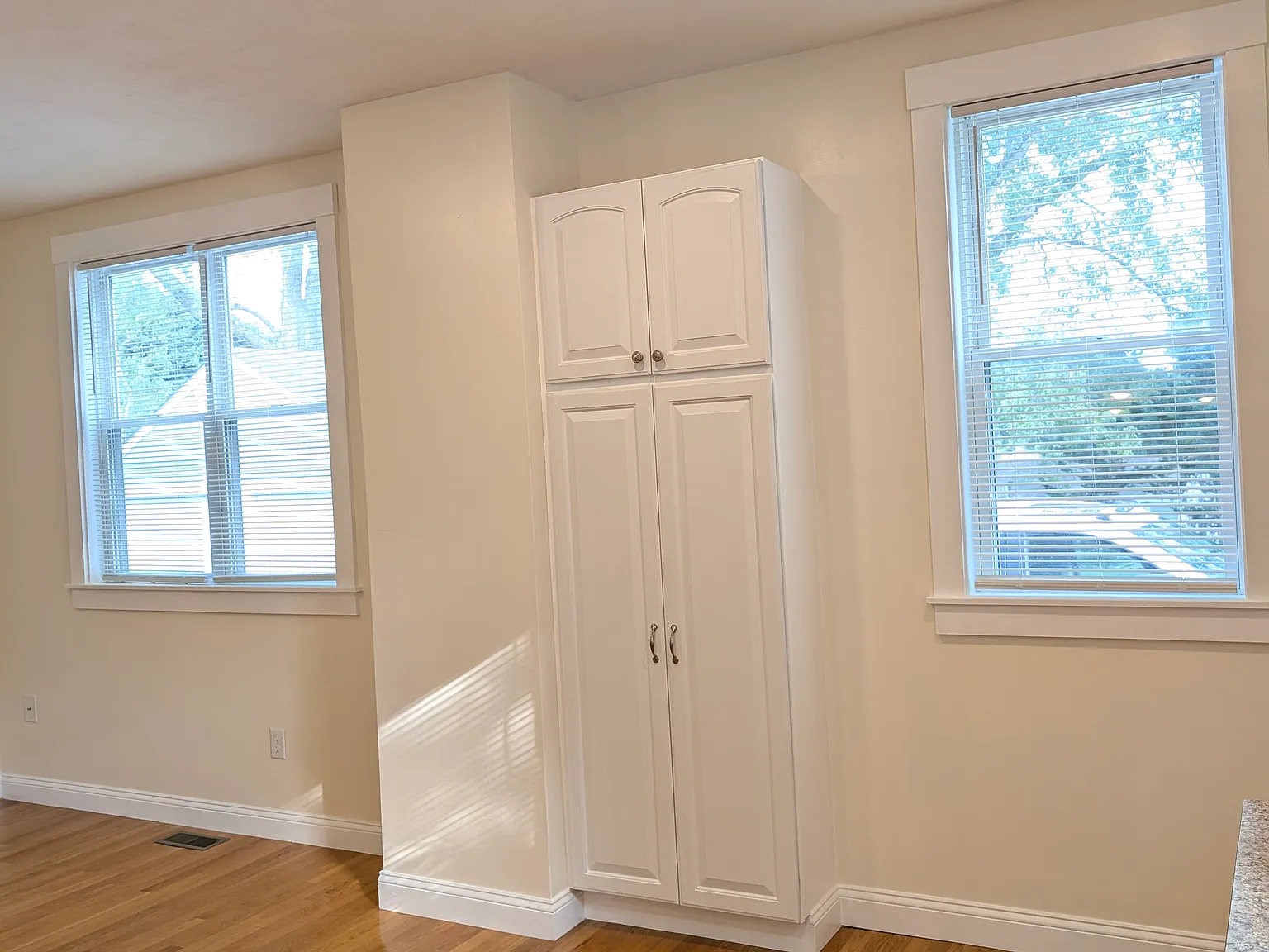 2 bed, 790 sqft, $2,250 — Photo 3