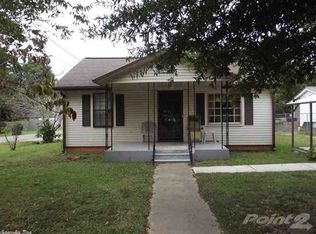 201 N Hickory St, Beebe, AR 72012