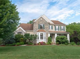 2725 Fringe Ln, Easton, PA 18040