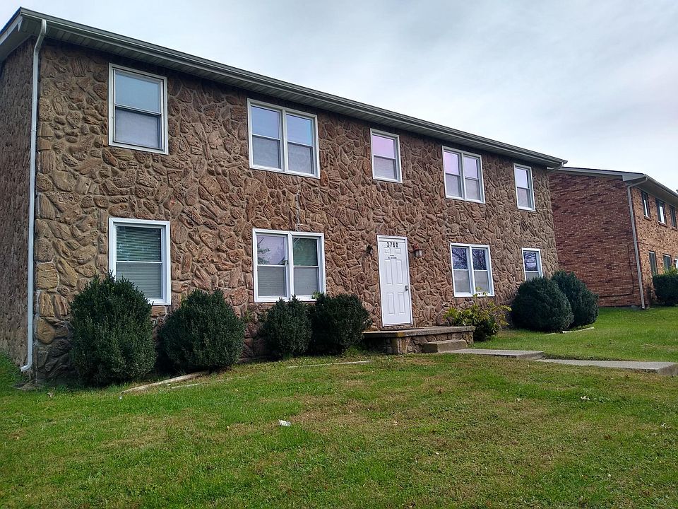 1st image of 3760 Camelot Dr APT 4