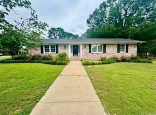 1 Mark Pl, Conway, AR 72034