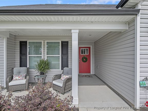 4th image of 16 Finch Ln