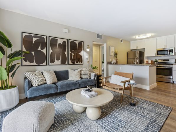 4767 S Moorpark Ave #4725-34