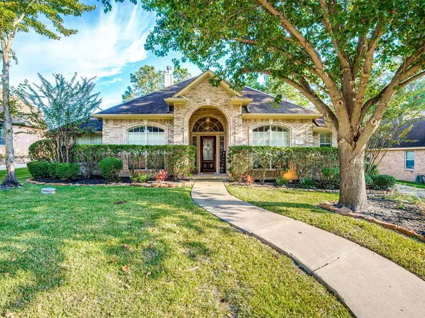 35 W Pines Dr, Montgomery, TX 77356