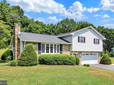 3320 Lineboro Rd, Manchester, MD 21102